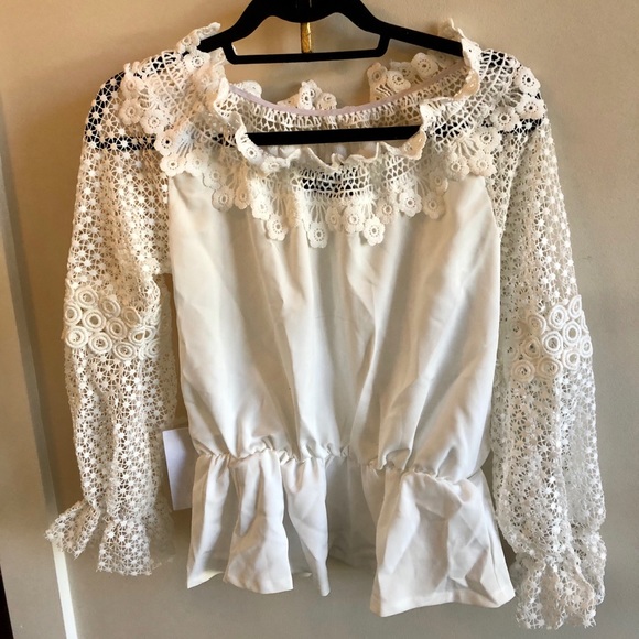 NWT || Style Mafia || Crochet Off-Shoulder Top - Picture 4 of 8